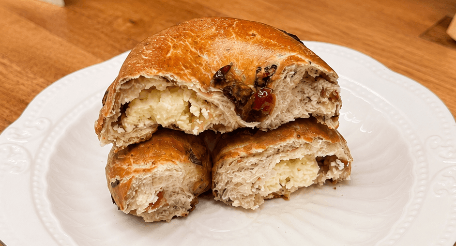Cranberry Cheese Bagel